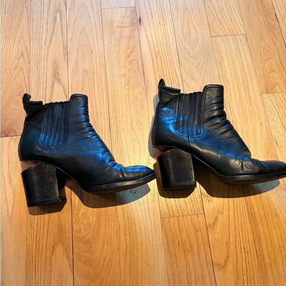 Alexander Wang Black Leather Block Heel Ankle Booties